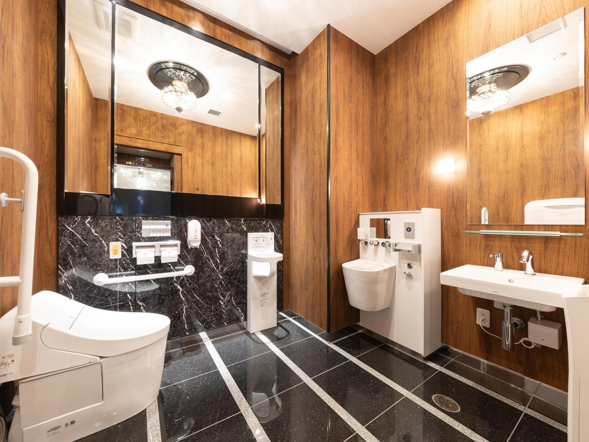 Apa Hotel Hiroshima Ekimae Shinkansenguchi Buitenkant foto